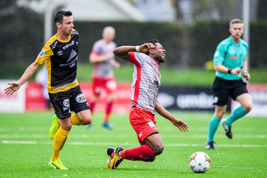 Kachi of Strømmen and Conor O'Brien of Start