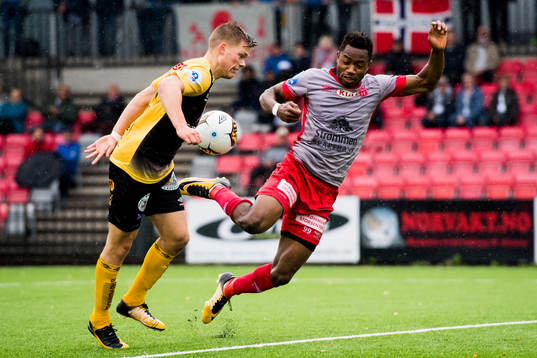 Eirik Wichne of Start and Kachi of Strømmen
