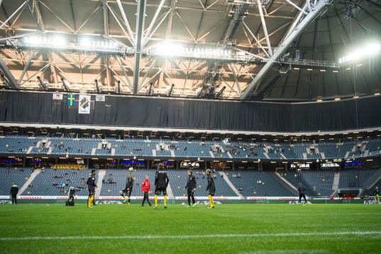 Elfsborgs spelare värmer upp på Friends arena