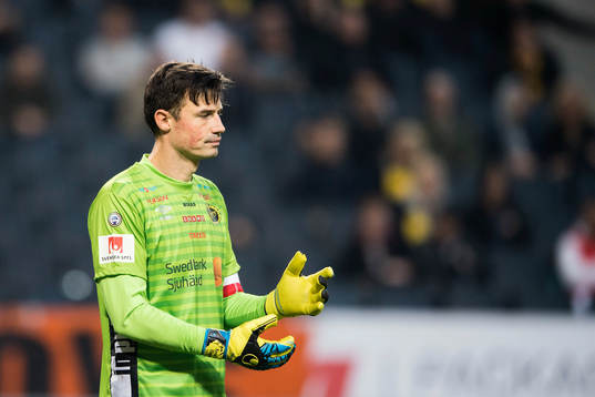 Elfsborgs målvakt Kevin Stuhr Ellegaard deppar