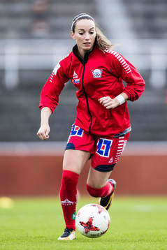 Linköpings Kosovare Asllani innan fotbollsmatchen i