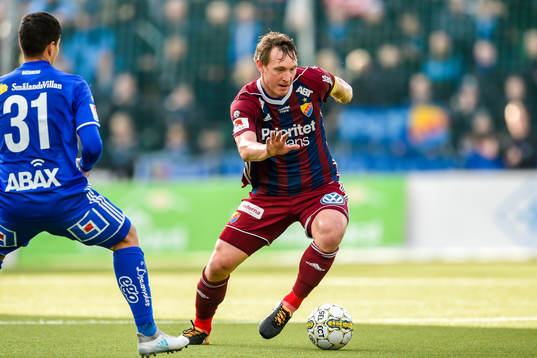 Sundsvalls David Batanero och Djurgårdens Kim Källström