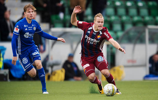 Sundsvalls Eric Björkander och Djurgårdens Gustav Engvall