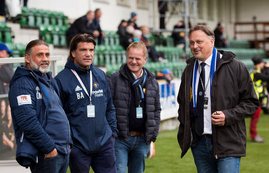 Djurgårdens tränare Özcan Melkemichel, sportchef Bosse