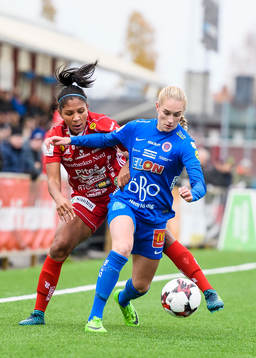 Piteås Madelen Janogy och Örebros Emelie Andersson