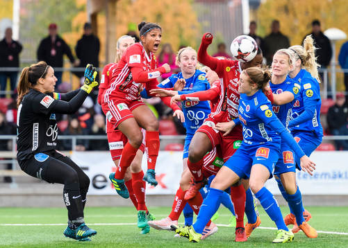 Piteås Faith Ikidi gör 1-0