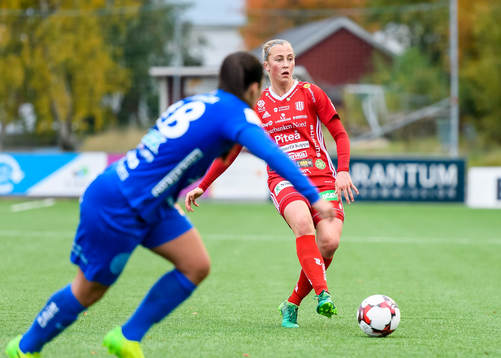 Piteås Julia Karlenäs
