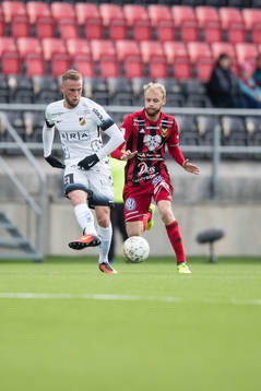 Häckens Alexander Faltsetas mot Östersunds Curtis Edwards