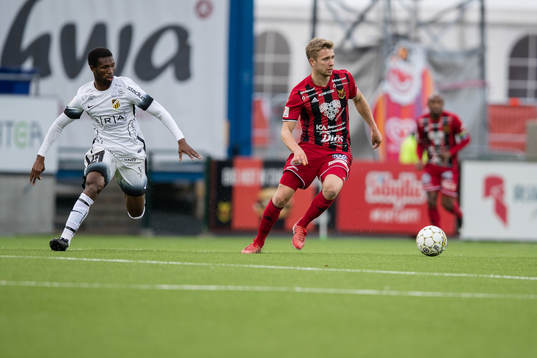 Östersunds Ludvig Fritzson mot Häckens Mohammed Abubakari