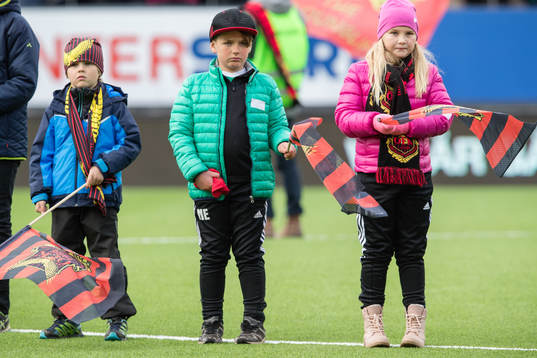 Östersunds younglings innan fotbollsmatchen i Allsvenskan