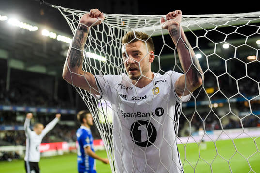 Nicklas Bendtner of Rosenborg celebrates the 1-0 goal