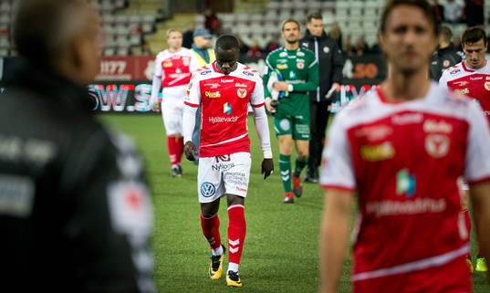 Kalmars Papa Alioune Diouf deppar