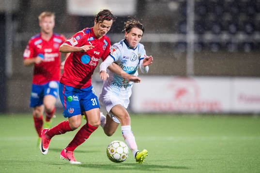 Helsingborgs Alex Timossi Andersson och Gefles Anton Kralj
