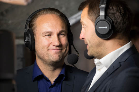 s kommentator Chris Härenstam och expert kommentator