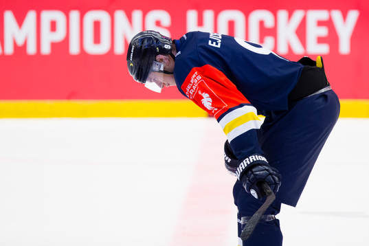 Victor Ejdsell of HV71 looks dejected