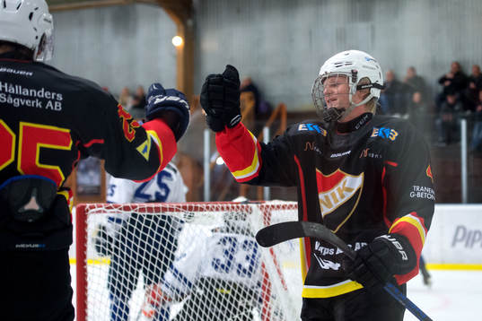 Nittorps Isac Lamqvist jublar