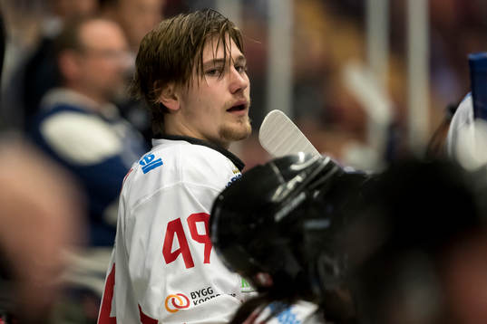 Vita Hästens Christian Kåsastul  i ishockeymatchen i