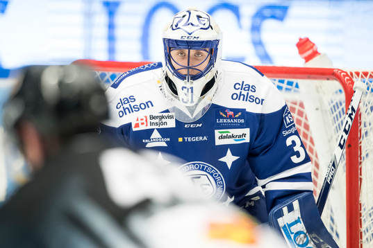 Leksands målvakt Jonas Arntzen  i ishockeymatchen i