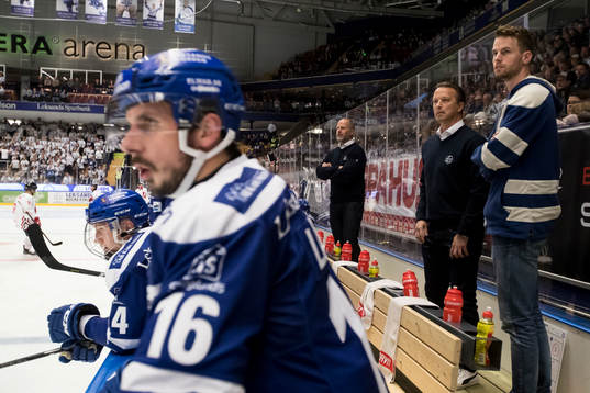 Leksands  assisterande tränare Örjan Lindmark och