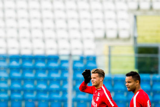 Goalkeeper Ørjan Håskjold Nyland and goalkeeper Sten