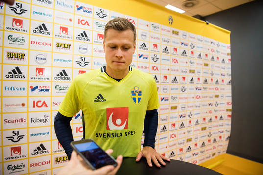 Viktor Claesson i mixed zone