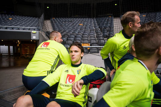 John Guidetti, Albin Ekdal och Ola Toivonen får skjuts