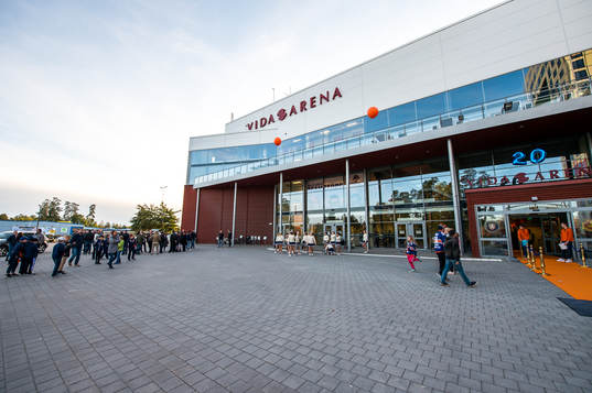 Vida Arena utvändigt innan ishockeymatchen i SHL mellan