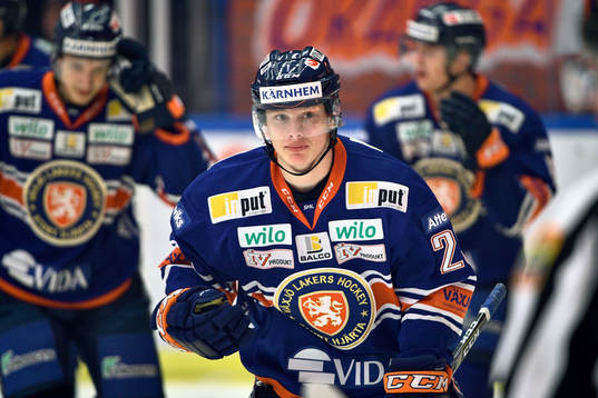 Växjös David Madsen jublar