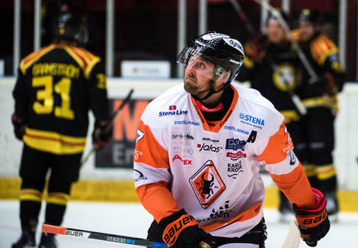 Karlskronas Mattias Karlsson  deppar