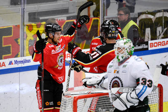 Luleås Patrick Cehlin jublar