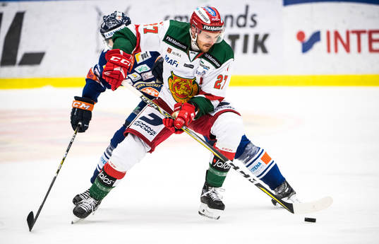 Växjös Arvid Lundberg  och Moras Matt Bailey