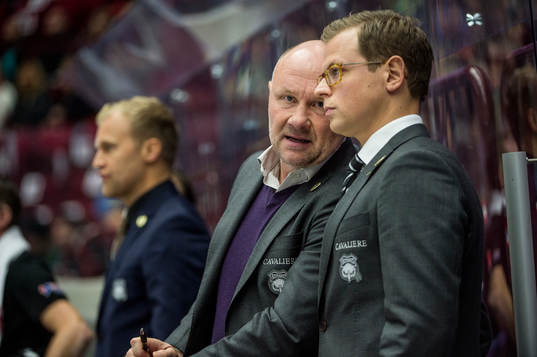 Malmö Redhawks tränare Peter Andersson och assisterande
