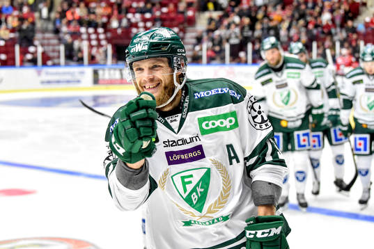 Färjestads Anton Grundel jublar