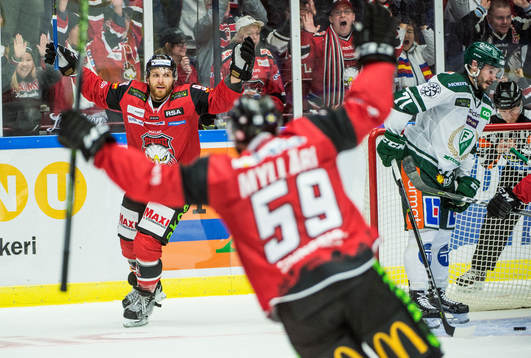 Malmö Redhawks Frederik Storm jublar