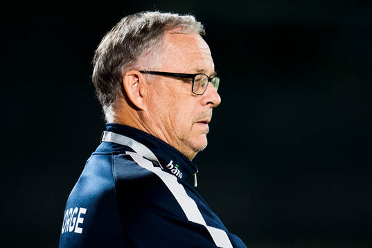 Lars Lagerbäck, head coach of Norway, watches the warm up