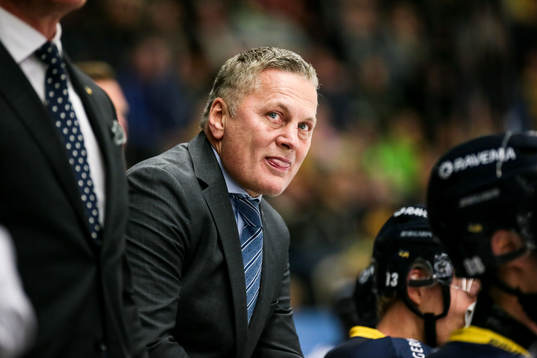 s assisterande tränare Stephan Lundh