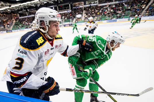Djurgårdens William Lagesson och Rögles Ted Brithén