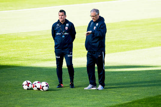 Per Joar Hansen, assistant coach, and Lars Lagerbäck, head