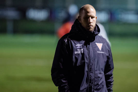 Tvååkers tränare Mattias Lindström deppar