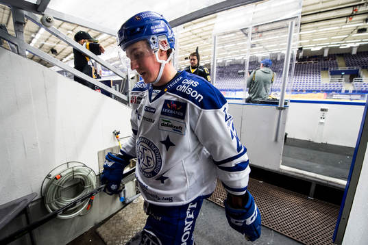 Leksands Martin Grönberg lämnar isen