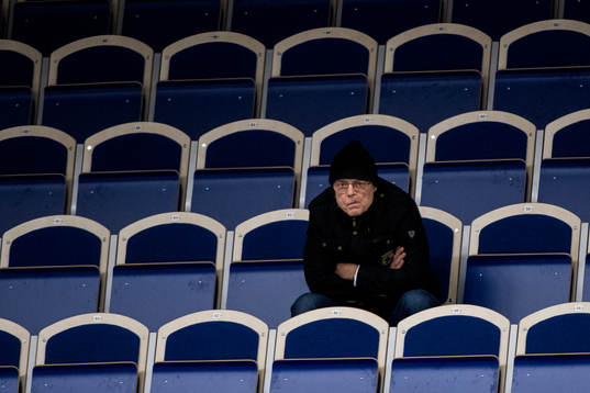 Panterns sportchef Joakim Tillgren på läktaren