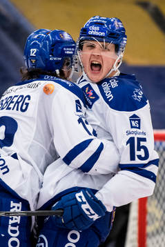 Leksands Johan Porsberger jublar med Fredrik Forsberg