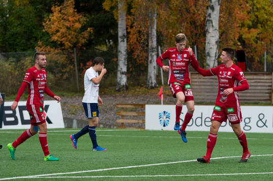 Piteås Gustav Nordh jublar