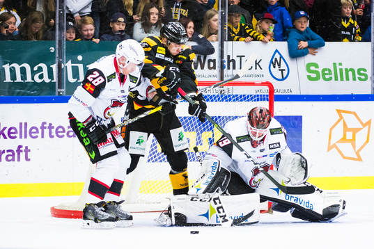 Malmö Redhawks Jens Olsson och Skellefteås Adam