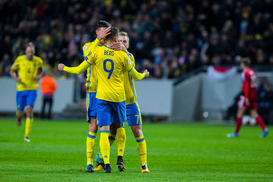 Sveriges Marcus Berg jublar