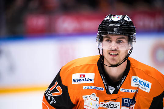Karlskronas Joel Kellman  jublar