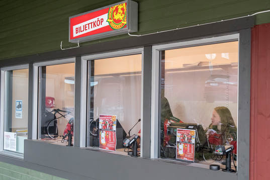 Biljettluckan innan ishockeymatchen i SHL mellan Mora och