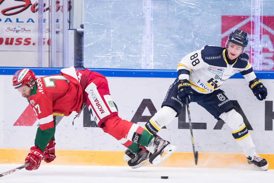 s Pierre Engvall  i ishockeymatchen i SHL mellan Mora och