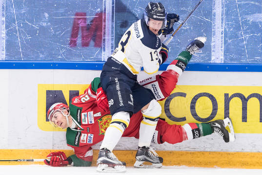 s Oscar Sundh  i ishockeymatchen i SHL mellan Mora och HV71