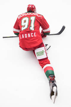 Moras Jacob Lagacé i ishockeymatchen i SHL mellan Mora och